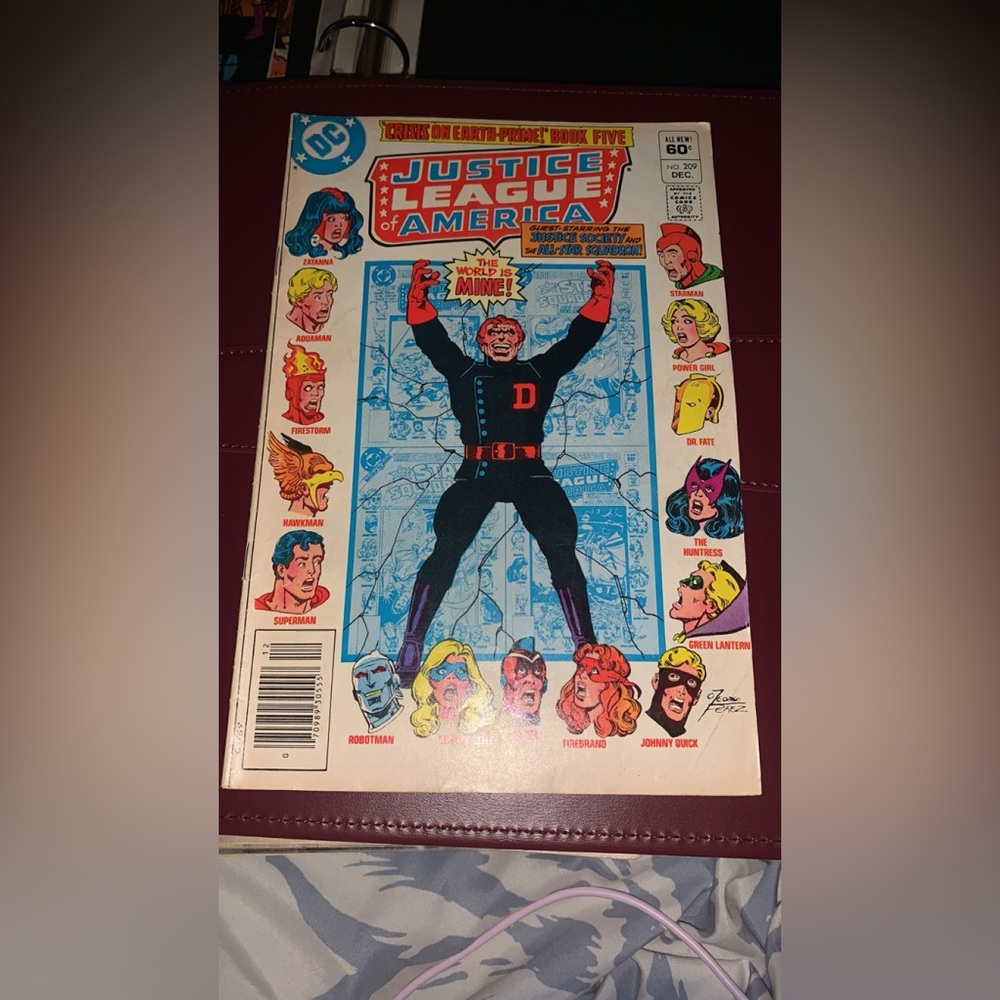 JUSTICE LEAGUE OF AMERICA 209 NEWSSTAND DC Comics 1982 Copper age!